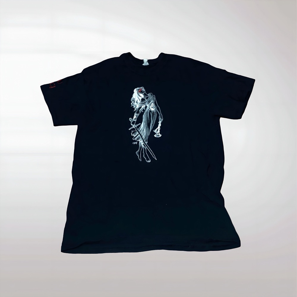 Black Artistic Short Sleeve Tee
